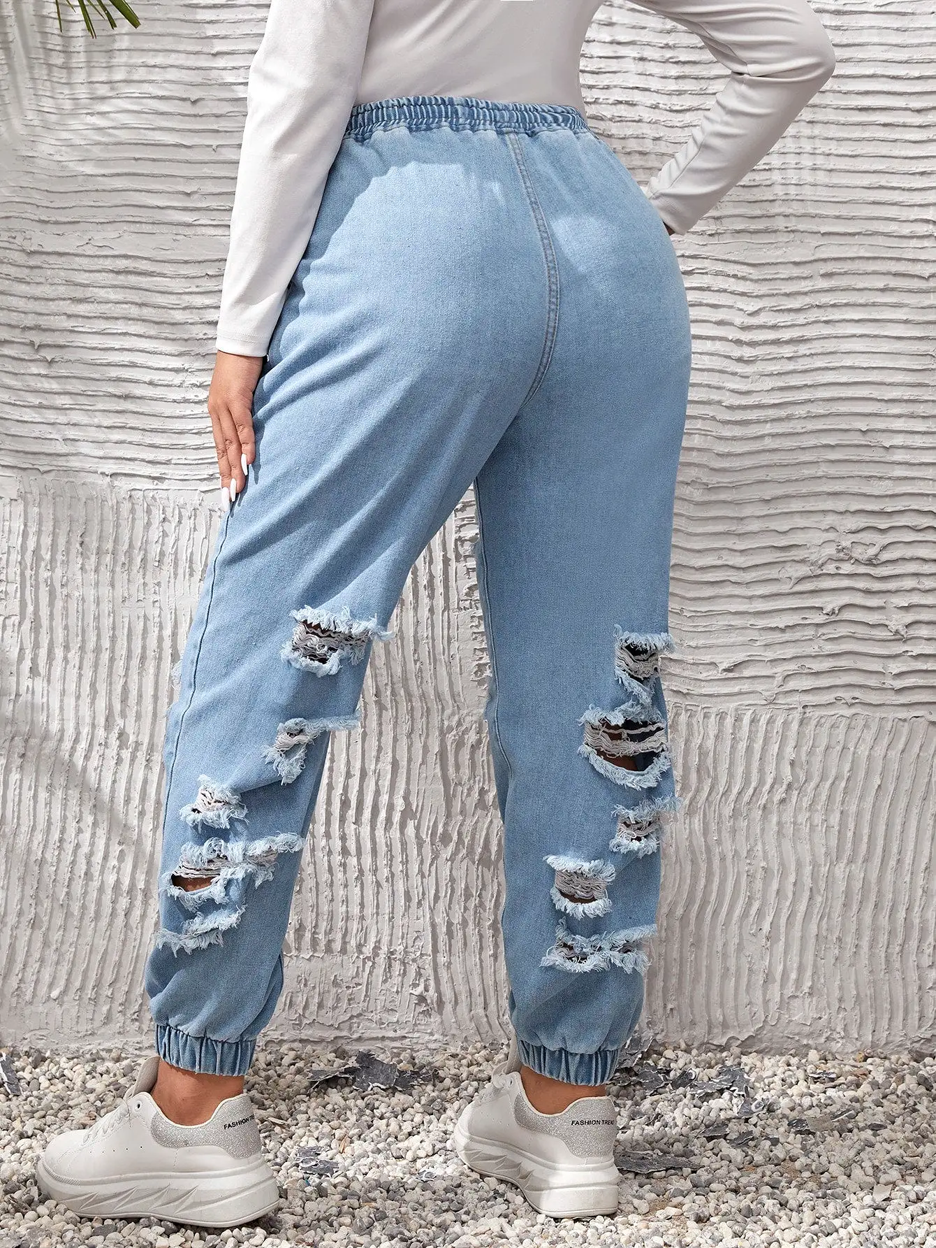 Plus Drawstring Waist Ripped Frayed Jogger Jeans