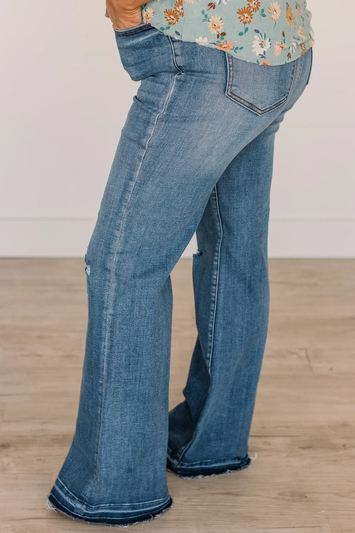 Sneak Peek High-Rise Boot Cut Jeans- Lucia Wash