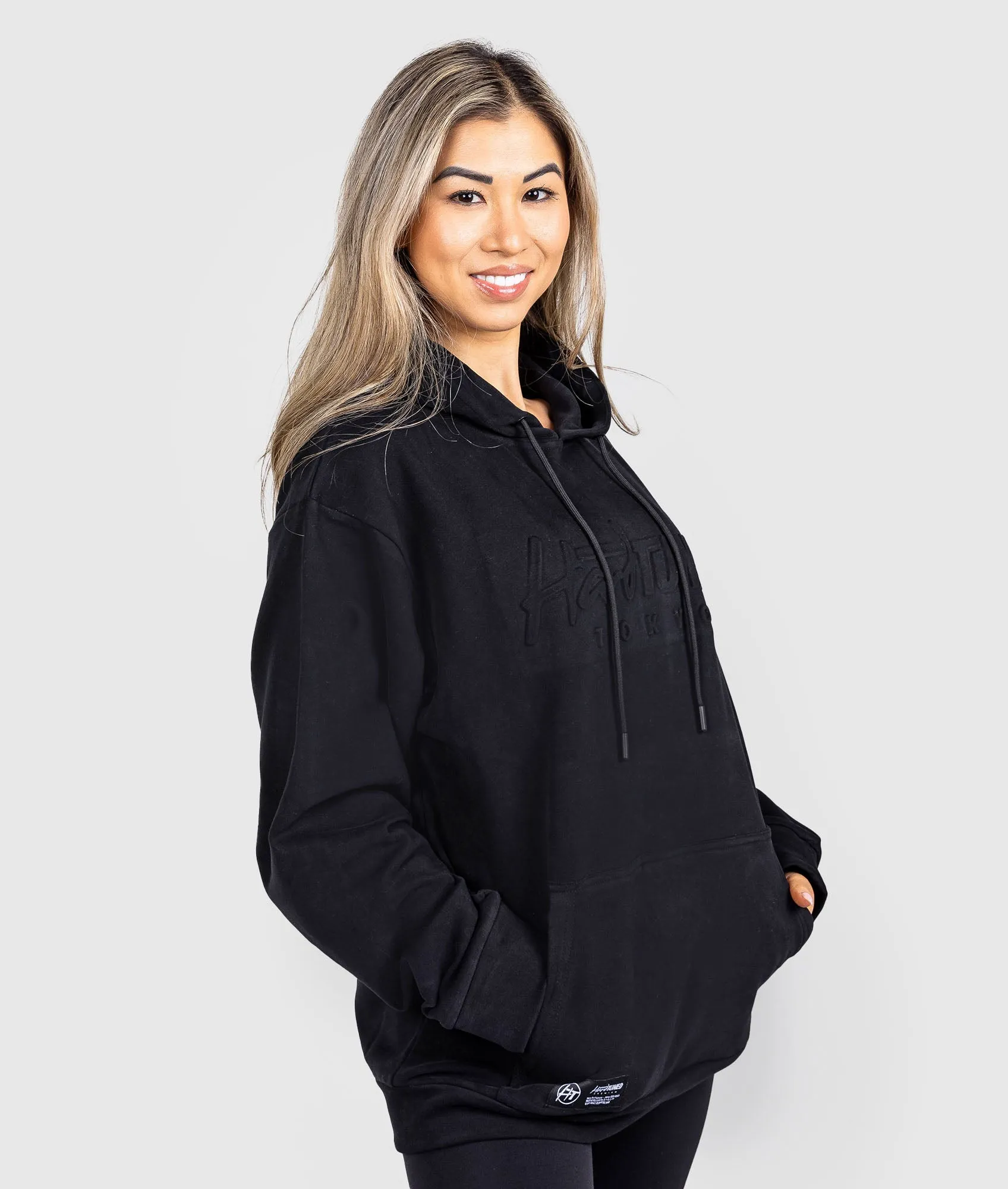 Women's Hardtuned Embossed P1 Fleece Hoodie - Black